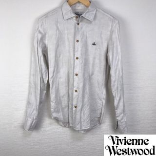 ヴィヴィアンウエストウッド(Vivienne Westwood)の美品 ヴィヴィアンウエストウッドマン 長袖シャツ オフホワイト サイズ44(シャツ)