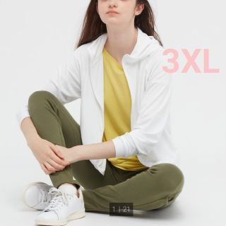 ユニクロ(UNIQLO)のユニクロ　エアリズムUVカットメッシュパーカー　ホワイト　リラックス　3XL(パーカー)