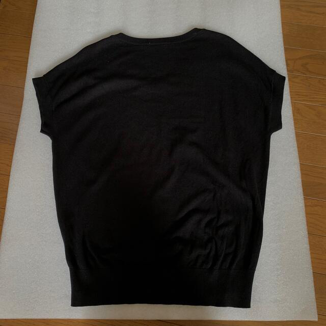 GU(ジーユー)のGU半袖ニット　ブラックMサイズ レディースのトップス(カットソー(半袖/袖なし))の商品写真
