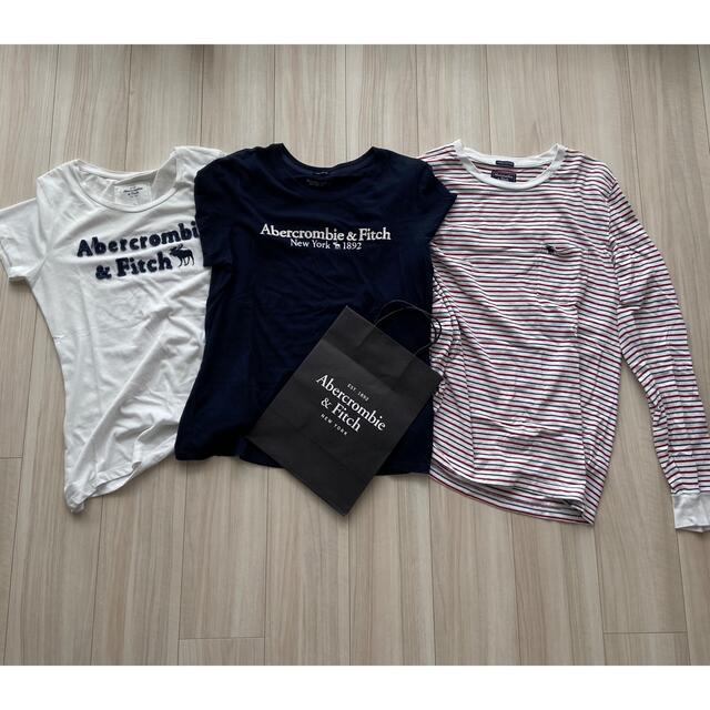 Abercrombie&Fitch(アバクロンビーアンドフィッチ)の古着【アバクロンビーアンドフィッチ】アバクロ　レディース　３枚セット レディースのトップス(Tシャツ(半袖/袖なし))の商品写真