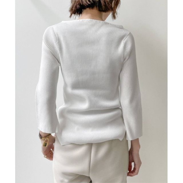 L'Appartement DEUXIEME CLASSE(アパルトモンドゥーズィエムクラス)のタグ付き未使用、SLIT RIB KNIT PULLOVER レディースのトップス(ニット/セーター)の商品写真