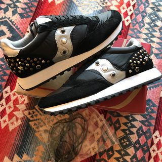 サッカニー(SAUCONY)のサッカニー エディター スタッズ スニーカー saucony (スニーカー)