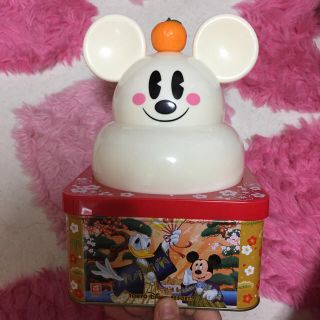 ディズニー(Disney)の鏡餅ミッキー缶 おせんべい入り♡(菓子/デザート)