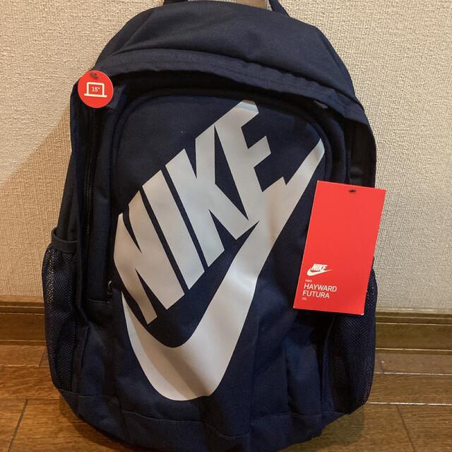 新品　未使用　NIKE　フューチュラ　ヘイワード　リュック　バッグパック　25L