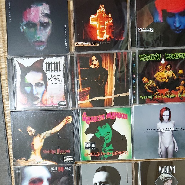 マリリンマンソン CD15枚セット 送料込み Marilyn Manson エンタメ/ホビーのCD(ポップス/ロック(洋楽))の商品写真