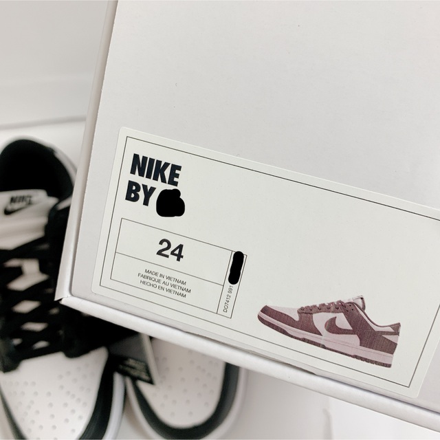 NIKE(ナイキ)の24cm ナイキ ダンク パンダ nike dunk by you レディースの靴/シューズ(スニーカー)の商品写真