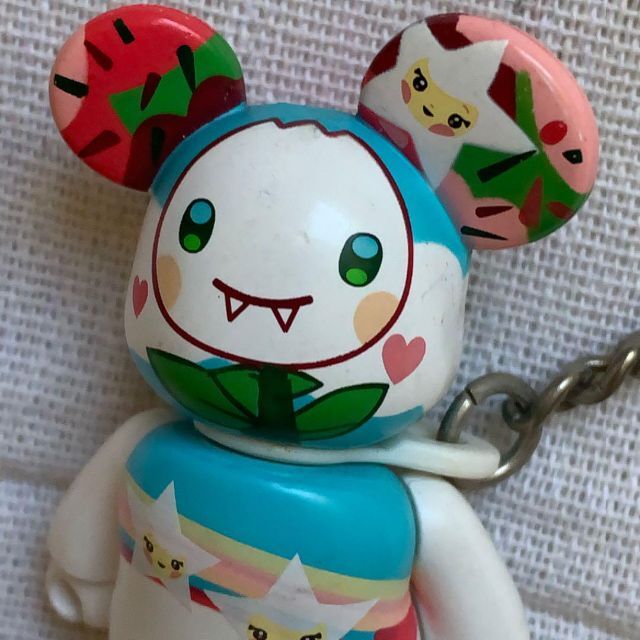 LeSportsac(レスポートサック)のレスポートサック✖️tokidoki キーホルダー レディースのファッション小物(キーホルダー)の商品写真