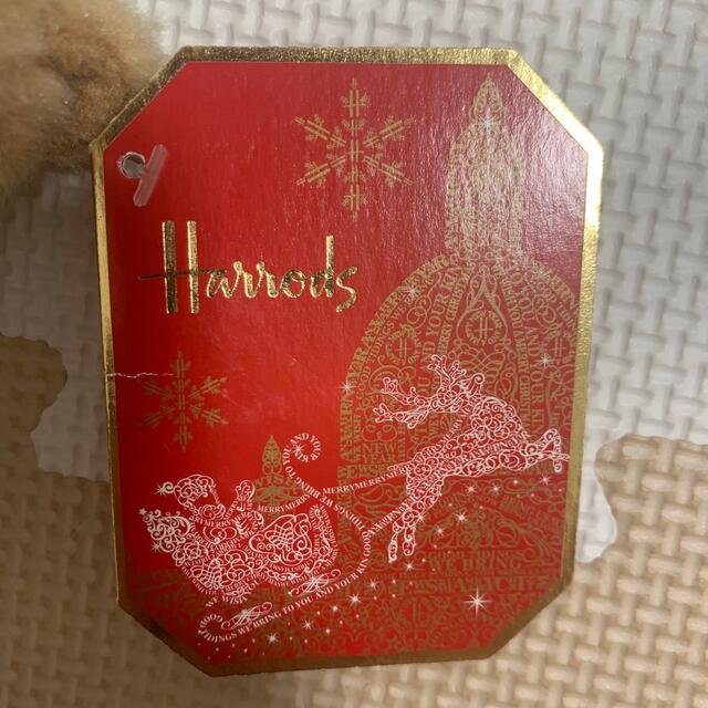 Harrods(ハロッズ)のロンドン　Harrods ハロッズ　クマのぬいぐるみ　キーホルダー　2点セット エンタメ/ホビーのおもちゃ/ぬいぐるみ(ぬいぐるみ)の商品写真