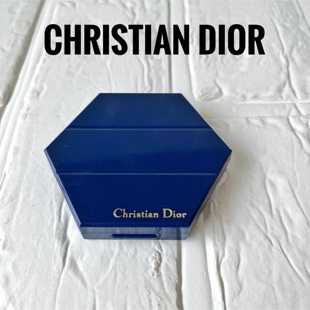 Dior(ディオール)の✨未使用✨Dior ディオールブラッシュ ファイナル 943 チーク ローズ系 コスメ/美容のベースメイク/化粧品(チーク)の商品写真