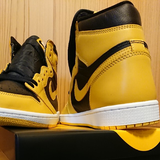 Nike Air Jordan 1Retro High OG POLLEN