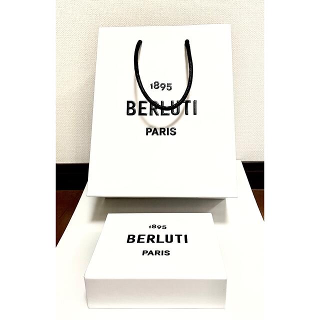 Berluti(ベルルッティ)の【新品未使用品】BERLUTI ベルルッティ キーケース キーホルダー メンズのファッション小物(キーホルダー)の商品写真