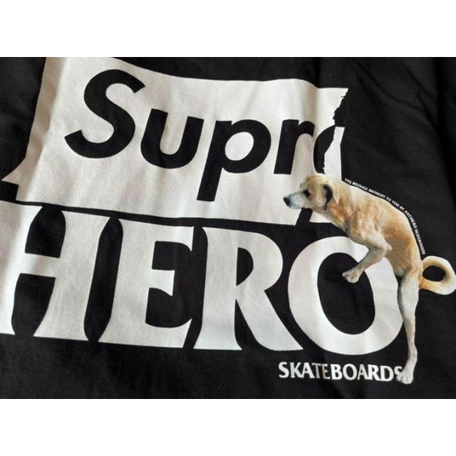 Supreme(シュプリーム)のSupreme ANTI HERO Dog Tee コラボ ステッカー付 M メンズのトップス(Tシャツ/カットソー(半袖/袖なし))の商品写真