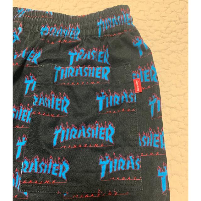 Supreme(シュプリーム)のSupreme × THRASHER ハーフパンツ　S メンズのパンツ(ショートパンツ)の商品写真