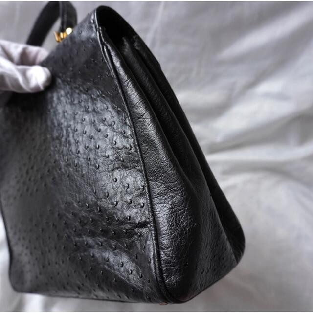 OSTRICH(オーストリッチ)のGONDOLA ゴンドラ オーストリッチ ターンロック金具 黒 ハンドバッグ レディースのバッグ(ハンドバッグ)の商品写真