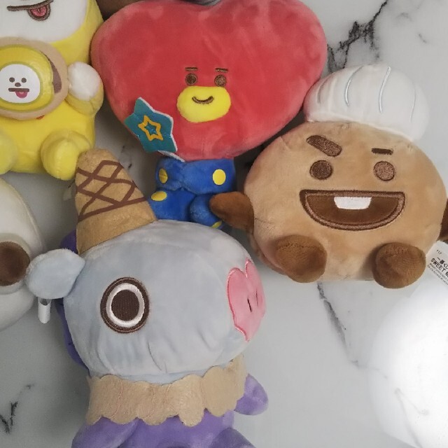 BT21(ビーティーイシビル)のBT21 ぬいぐるみ　一番くじ エンタメ/ホビーのおもちゃ/ぬいぐるみ(キャラクターグッズ)の商品写真