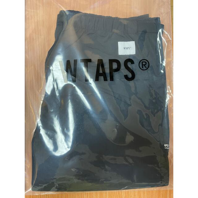 W)taps(ダブルタップス)のWTAPS 2022SS TRACKS SHORTS BLACK XLサイズ メンズのパンツ(ショートパンツ)の商品写真