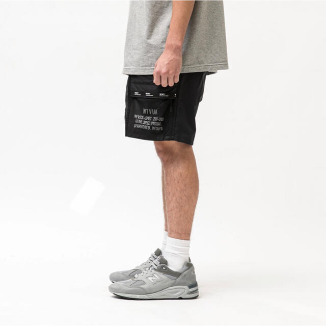 W)taps(ダブルタップス)のWTAPS 2022SS TRACKS SHORTS BLACK XLサイズ メンズのパンツ(ショートパンツ)の商品写真