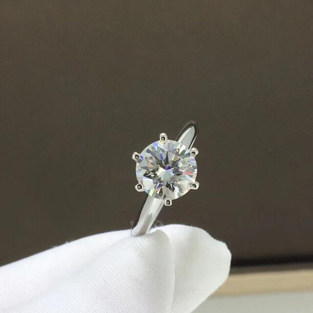 ～【newデザイン】モアサナイト 　リング　K18WGmoissanite