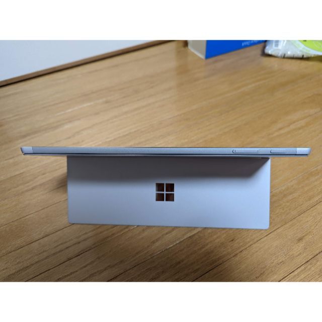 Microsoft(マイクロソフト)のsurface pro(2017)  Model 1796 中古　バッテリー良品 スマホ/家電/カメラのPC/タブレット(タブレット)の商品写真