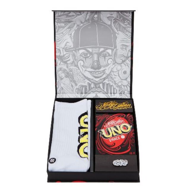 MR CARTOON UNO STANCE BOX SET PIN コラボセット メンズのレッグウェア(ソックス)の商品写真