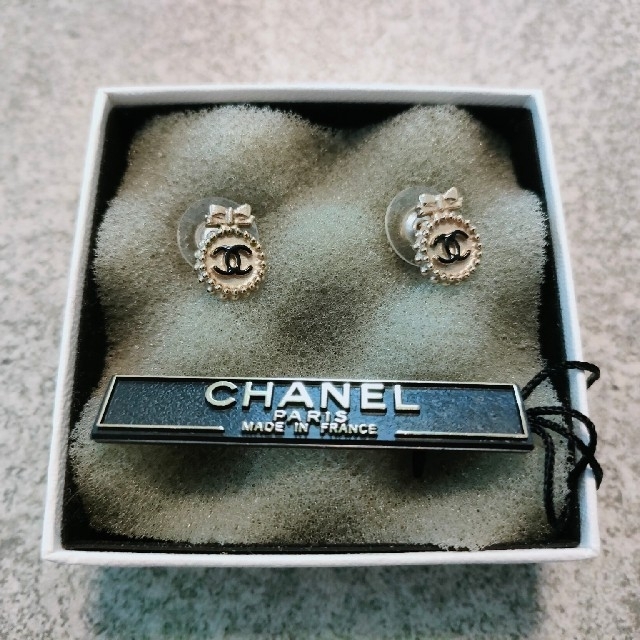 メンズCHANEL　ピアス