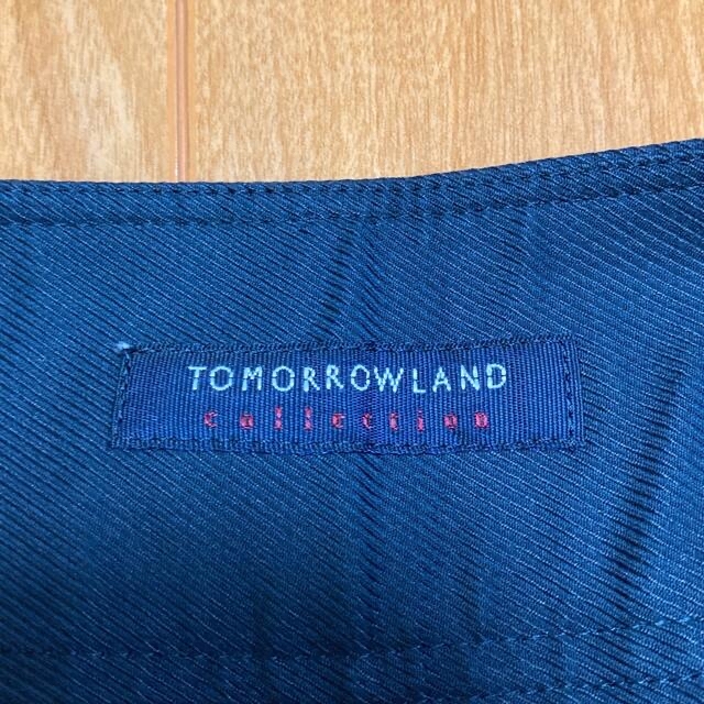 TOMORROWLAND(トゥモローランド)の【値下げ】TOMORROWLAND シルク混ショートパンツ レディースのパンツ(ショートパンツ)の商品写真