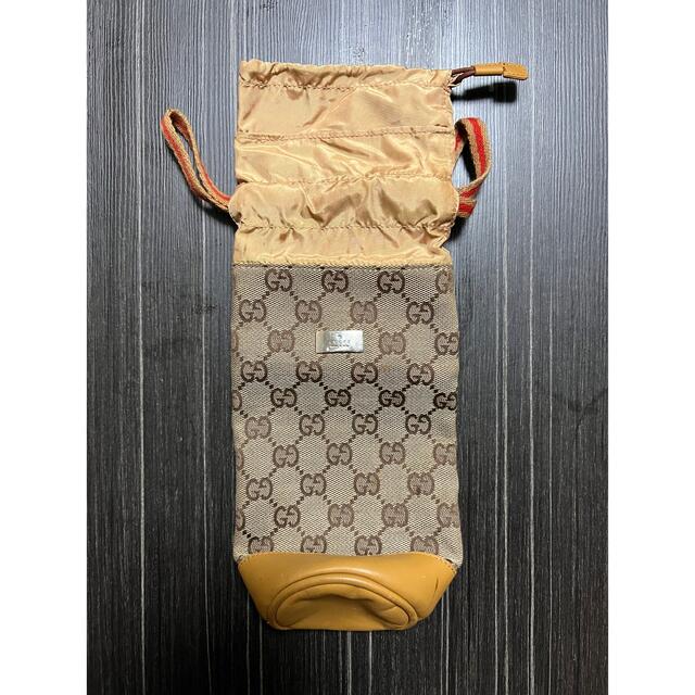 GUCCI ペットボトルケース