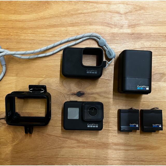 GoPro7 BLACK＋デュアルバッテリーチャージャー いいスタイル 13770円