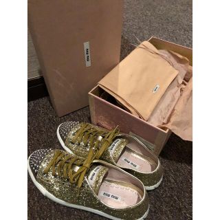 ミュウミュウ コーデ スニーカー(レディース)の通販 25点 | miumiuの