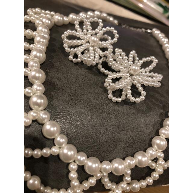 真珠　ネックレス　イヤリング レディースのアクセサリー(ネックレス)の商品写真