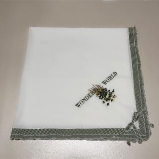 カネコイサオ(KANEKO ISAO)のワンダフルワールド　クローバー刺繍入り　ストール　白(ストール/パシュミナ)