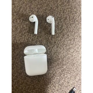 アップル(Apple)のairpods 旧世代(ヘッドフォン/イヤフォン)