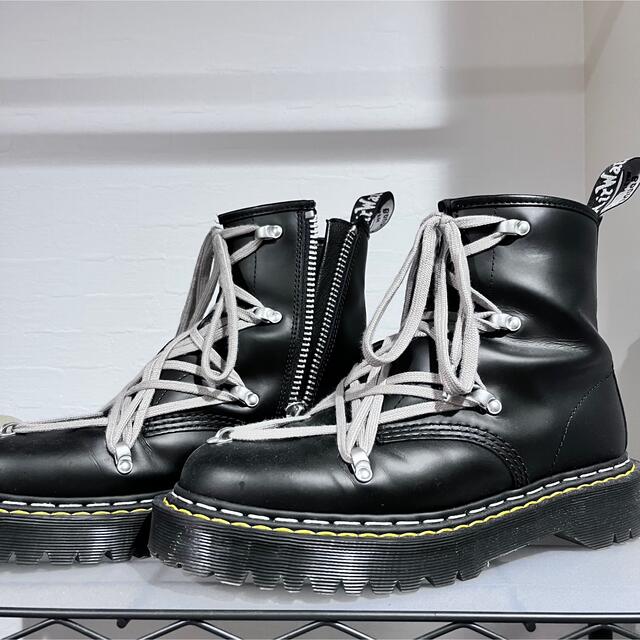 Rick Owens(リックオウエンス)のRick Owens(リックオウエンス)×Dr.Martens  メンズの靴/シューズ(ブーツ)の商品写真