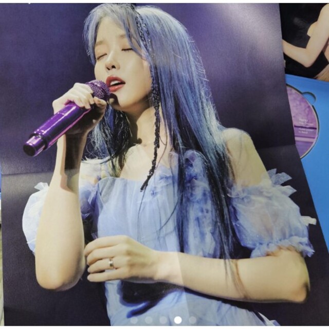 IU Love poem Blu-ray 韓国 ライブ - CD IU Love poem Blu-ray 韓国 ライブ - CD