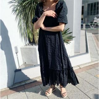 「tsuru by mariko oikawa ツルバイマリコオイカワ ワンピース」に