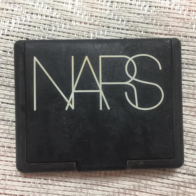 NARS(ナーズ)のNARSチーク☆4013☆人気色 コスメ/美容のベースメイク/化粧品(チーク)の商品写真