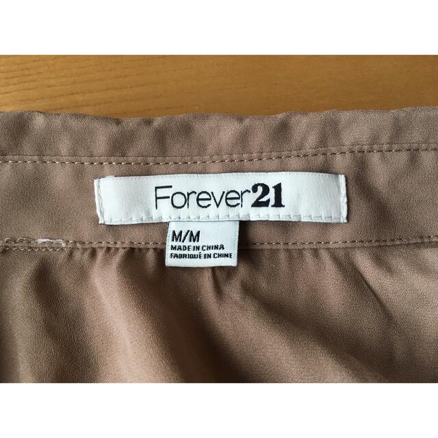 FOREVER 21(フォーエバートゥエンティーワン)のトップス　シャツ　茶色 レディースのトップス(Tシャツ(長袖/七分))の商品写真