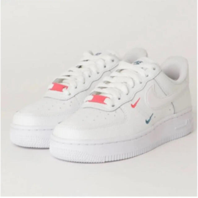 スニーカーNIKE ナイキ W AIRFORCE 1 ’07  24.5