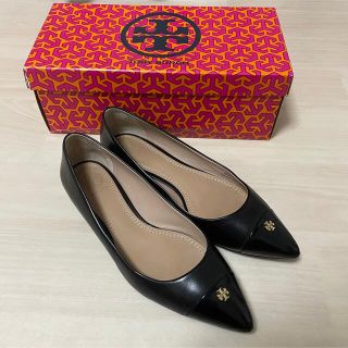 トリーバーチ(Tory Burch)のトリーバーチ ロゴトゥフラットパンプス 6.5 約23.5cm(ハイヒール/パンプス)