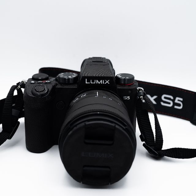 新同品パナソニック LUMIX S5 DC-S5K-K レンズキット おまけ付