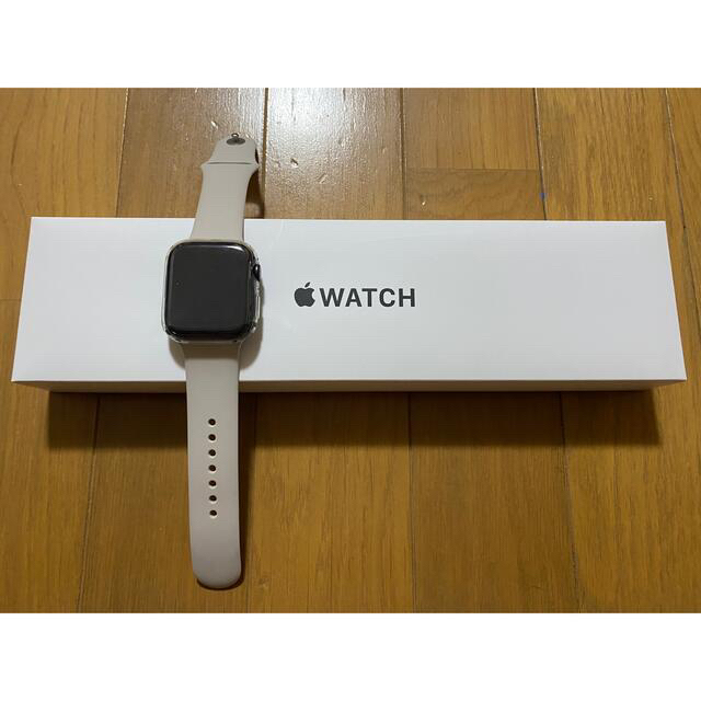 Apple Watch(アップルウォッチ)のApple Watch SE 本体　44ミリ　GPSモデル　スペースグレー メンズの時計(腕時計(デジタル))の商品写真