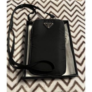 PRADA   PRADA スマートフォン ショルダー ホルダー ケースの通販 by