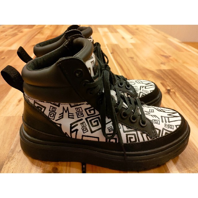 Dr.Martens(ドクターマーチン)のdr.martens AW006ハイカットスニーカー レディースの靴/シューズ(スニーカー)の商品写真