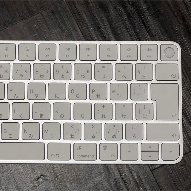 Apple(アップル)のAppleシリコン搭載Mac用Touch ID搭載Magic Keyboard スマホ/家電/カメラのPC/タブレット(PC周辺機器)の商品写真