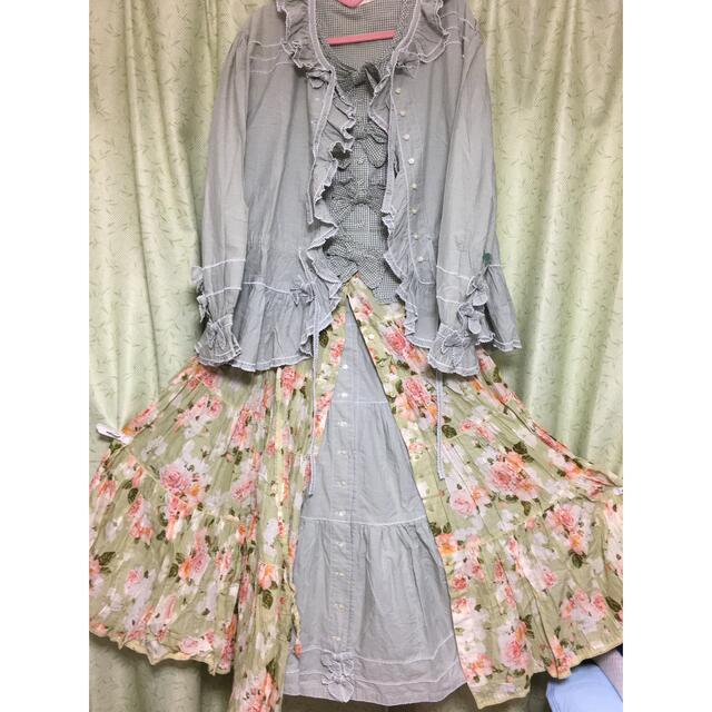 ピンクハウス 華やかなバラ柄 綿ローンティアードスカート - ロング