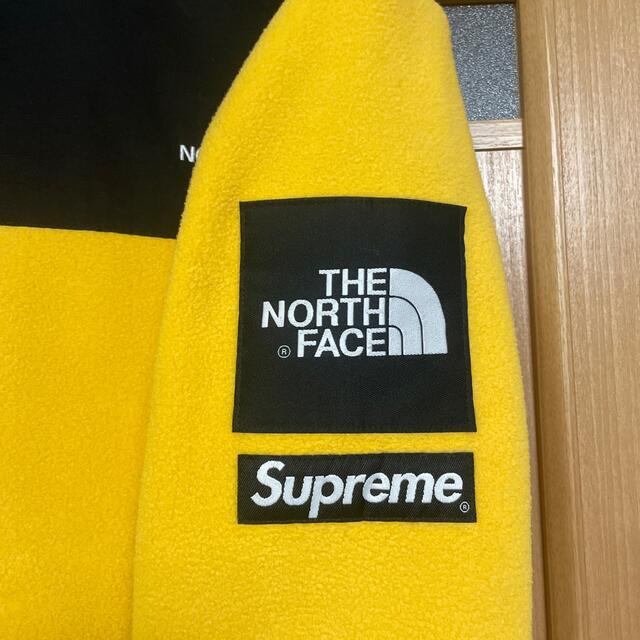 Supreme(シュプリーム)のThe North Face Arc Logo Denali Fleece  メンズのジャケット/アウター(ブルゾン)の商品写真