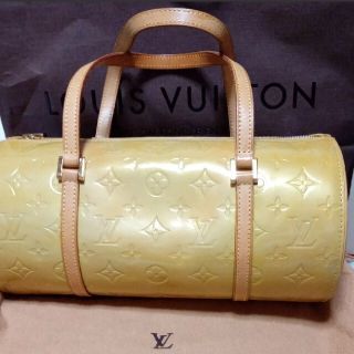 ルイヴィトン(LOUIS VUITTON)のセール開催15万円→2万6000円★新品廃盤ルイヴィトンベッドフォード。ヴェルニ(ハンドバッグ)