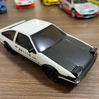 ミニッツ　イニシャルD AE86 藤原拓海　(トイラジコン)