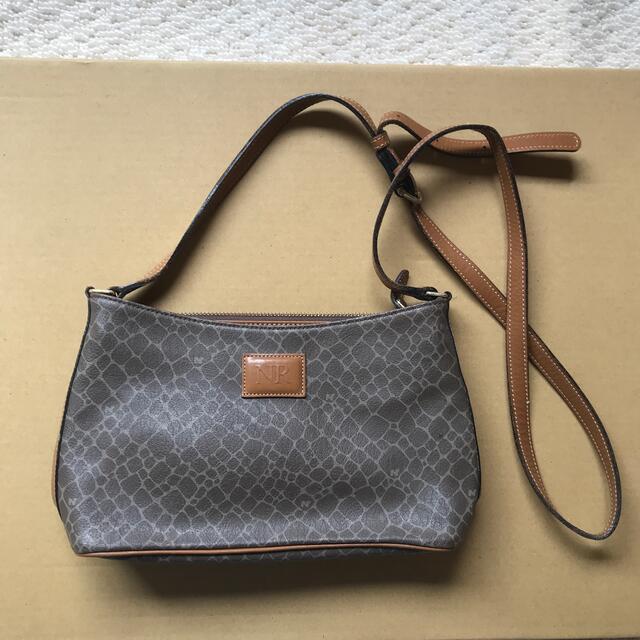 NINA RICCI(ニナリッチ)の中古　NINA RICH  ショルダーバッグ レディースのバッグ(ショルダーバッグ)の商品写真