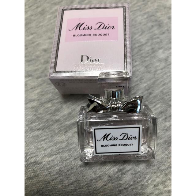 Christian Dior(クリスチャンディオール)のミスディオール　ブルーミングブーケミニ　5ml コスメ/美容の香水(香水(女性用))の商品写真